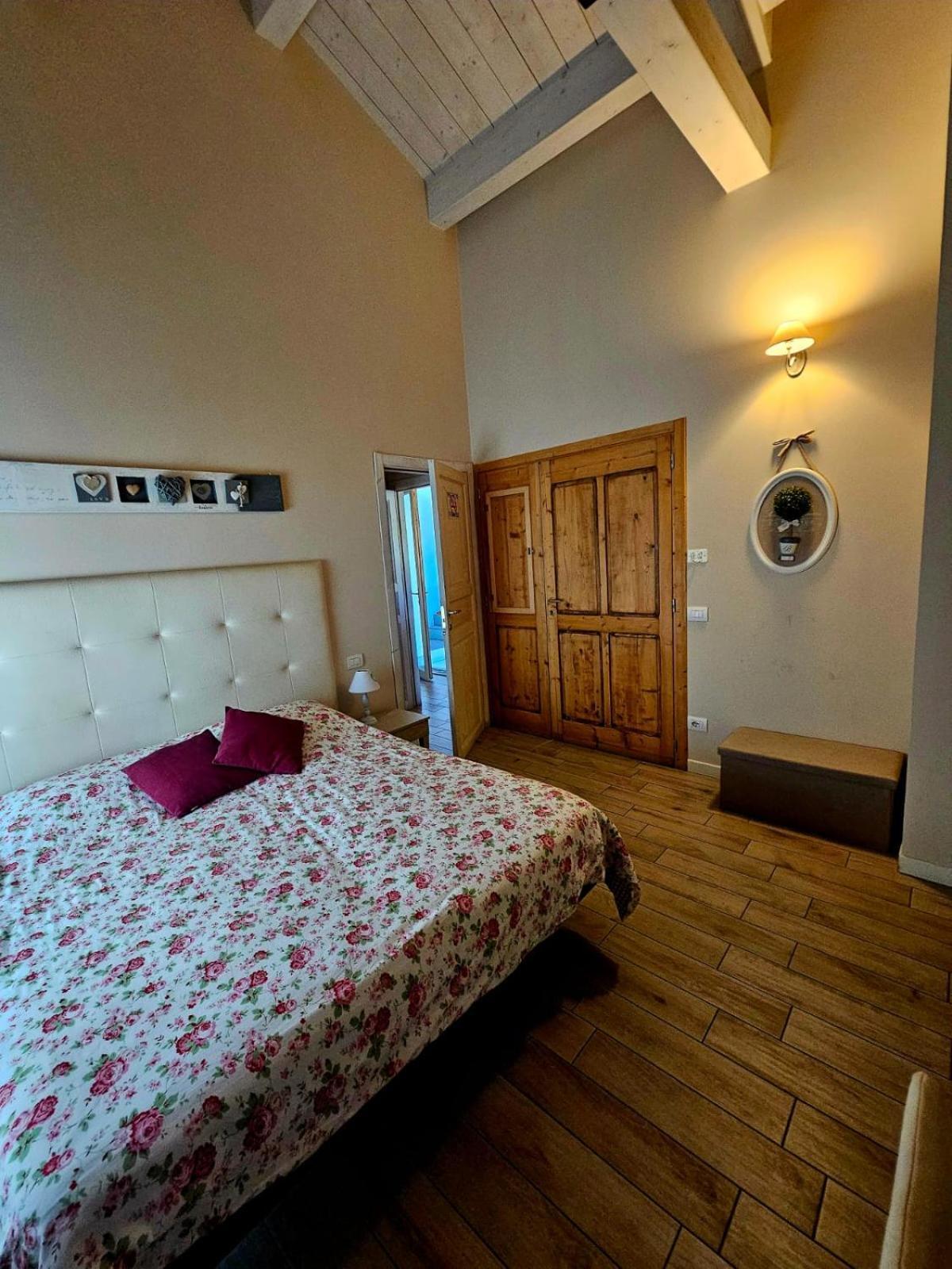 Luna City Ravenna Zimmer foto